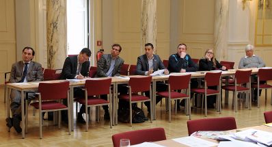 Am 20. November 2013 fand im Haus des Sports die Diskussionsveranstaltung &bdquo;Internationaler Sport &ndash; eine rechtliche Herausforderung f&uuml;r Verwaltung und Gerichtsbarkeit?&ldquo; statt. Im Bild Teilnehmer der Veranstaltung.