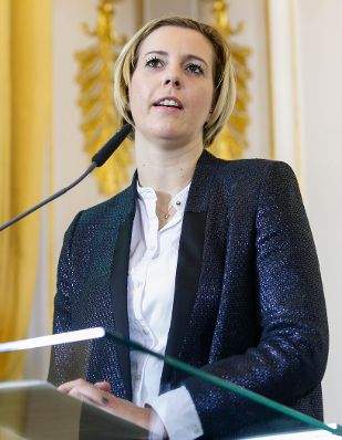 Am 28. J&auml;nner 2015 fand im Bundeskanzleramt die Veranstaltung &bdquo;Was bedeutet Datenschutz f&uuml;r Unternehmen&ldquo; anl&auml;sslich des 9. Europ&auml;ischen Datenschutztages statt. Im Bild Staatssekret&auml;rin Sonja Ste&szlig;l bei der Einleitung.