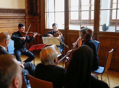 Am 25. Februar 2015 &uuml;berreichte Sektionschef Michael P. Franz das Goldene Ehrenzeichen f&uuml;r Verdienste um die Republik &Ouml;sterreich an Rudolf Luftensteiner.