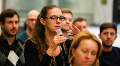 Am 13. Oktober 2015 fand auf der Wirtschaftsuniversit&auml;t Wien, in Kooperation mit ELSA-WU, eine Veranstaltung zum Thema &quot;Die Verwaltung als Arbeitgeber&quot; statt. Diskussionsbeitrag aus dem Publikum.