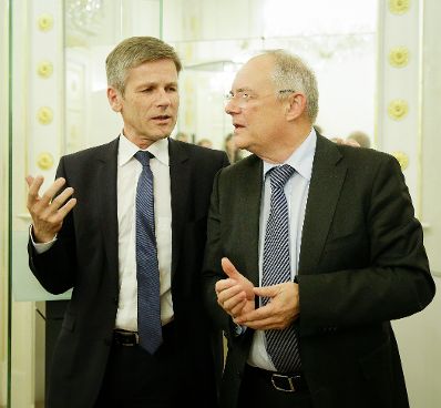 Am 3. November 2015 fand die Abschlussveranstaltung zur Ausstellung &quot;Idee Europa&quot; im Bundeskanzleramt statt. Im Bild Kunst- und Kulturminister Josef Ostermayer (l.) mit Sektionschef Manfred Matzka (r.).