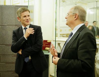 Am 3. November 2015 fand die Abschlussveranstaltung zur Ausstellung &quot;Idee Europa&quot; im Bundeskanzleramt statt. Im Bild Kunst- und Kulturminister Josef Ostermayer (l.) mit Sektionschef Manfred Matzka (r.).