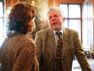 Am 11. Dezember 2015 fand, in Kooperation mit der &Ouml;sterreichischen Verwaltungswissenschaftlichen Gesellschaft (&Ouml;VG), im Ahnensaal des Bundesdenkmalamtes eine Verwaltungswissenschaftliche Matin&eacute;e aus Anlass des bevorstehenden Ruhestandes von Sektionschef Dr. Manfred Matzka, Pr&auml;sident der &Ouml;VG, als Pr&auml;sidialchef des Bundeskanzleramtes statt. Im Gespr&auml;ch Dr. Alexandra P&uuml;hringer (nwv) mit Herbert Klein (klein publishing).