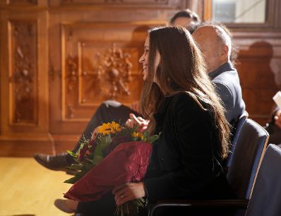 Am 17. Oktober 2016 &uuml;berreichte Ministerialrat Reinhold Hohengartner die Urkunden, mit denen Burkhard Werner Ren&eacute; Ernst und Peter Gruber der Berufstitel Professor verliehen wurde.