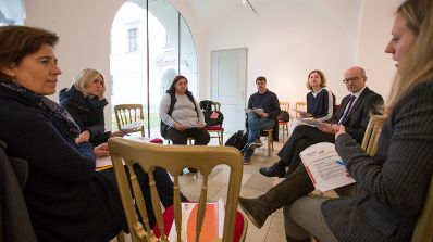 Am 25. November 2016 fand die 18. Roma Dialogplattform des Bundeskanzleramts zum Thema &bdquo;Notreisende EU-B&uuml;rger in &Ouml;sterreich&ldquo; statt.