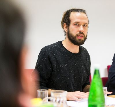 Am 25. November 2016 fand die 18. Roma Dialogplattform des Bundeskanzleramts zum Thema &bdquo;Notreisende EU-B&uuml;rger in &Ouml;sterreich&ldquo; statt.