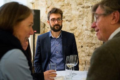 Am 25. November 2016 fand die 18. Roma Dialogplattform des Bundeskanzleramts zum Thema &bdquo;Notreisende EU-B&uuml;rger in &Ouml;sterreich&ldquo; statt.