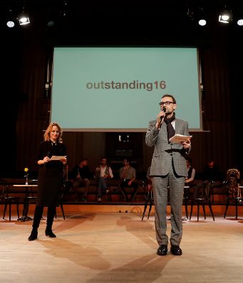 Am 1. Dezember 2016 fand die &Uuml;berreichung der outstanding artist awards 2016 im Radio Kulturhaus statt.