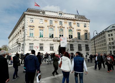 Am 26. Oktober 2017 fand im Rahmen des Nationalfeiertages der Tag der offenen T&uuml;r im Bundeskanzleramt statt.