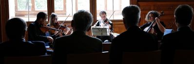 Am 8. Mai 2017 &uuml;berreichte Reinhold Hohengartner das Goldene Ehrenzeichen f&uuml;r Verdienste um die Republik &Ouml;sterreich an Gerhard Ederndorfer.