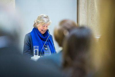 Am 9. November 2017 &uuml;berreichte Reinhold Hohengartner das Goldene Ehrenzeichen f&uuml;r Verdienste um die Republik &Ouml;sterreich an Rosemarie Benedikt (im Bild).