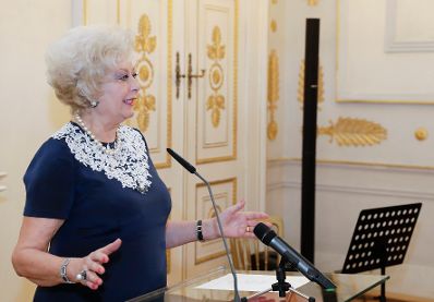 Am 21. September 2018 wurde die Urkunde &uuml;ber die Verleihung des Berufstitels Professorin an die Vize-Honorarkonsulin der Republik Senegal Birgit Sarata (im Bild) &uuml;berreicht.