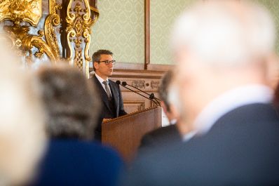 Am 22. Oktober 2018 &uuml;berreichte Sektionschef J&uuml;rgen Meindl (im Bild) das &Ouml;sterreichische Ehrenkreuz f&uuml;r Wissenschaft und Kunst an Thomas D&auml;nemark.