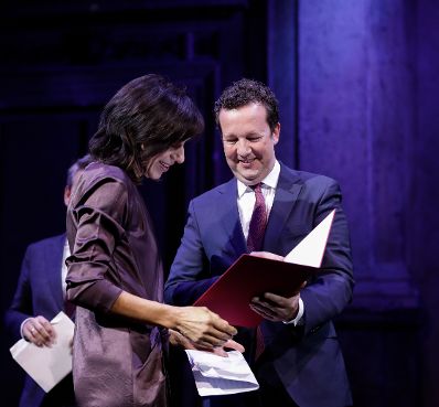 Am 4. November 2019 verlieh Sektionschef J&uuml;rgen Meindl den &Ouml;sterreichischen Buchpreis und den Deb&uuml;tpreis 2019.