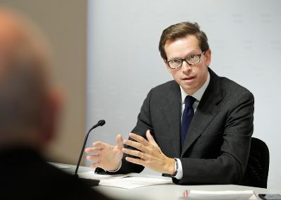 Am 9. Oktober 2019 lud Regierungssprecher Alexander Winterstein (im Bild) zu einem Briefing zu den aktuellen Themen der Bundesregierung.