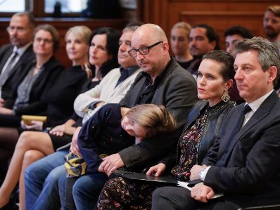 Am 12. November 2019 verlieh Sektionschef J&uuml;rgen Meindl den &Ouml;sterreichischen Staatspreis f&uuml;r Literaturkritik an Katja Gasser.