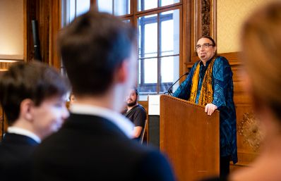 Am 11. Dezember 2019 &uuml;berreichte Sektionschef J&uuml;rgen Meindl die Urkunde &uuml;ber die Verleihung des Berufstitels Professor an Rudolf Dolezal (r.).