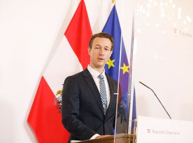 Im Bild Bundesminister Gernot Bl&uuml;mel beim Pressefoyer nach dem Ministerrat am 7. Oktober 2020.