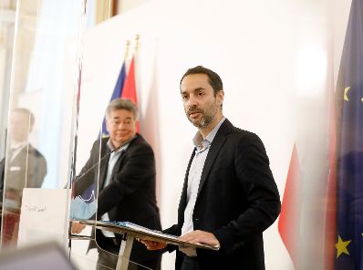Am 23. November 2020 fand ein Pressestatement zu den Ma&szlig;nahmen gegen die Krise im Bundeskanzleramt statt. Im Bild (v.l.n.r.) Bundesminister Gernot Bl&uuml;mel, Vizekanzler Werner Kogler und Gesch&auml;ftsf&uuml;hrer der COFAG - Marc Schimpel.