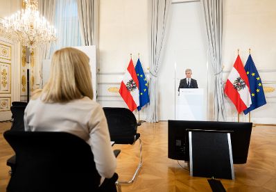 Am 1. Dezember 2021 nahm Bundesminister Michael Linhart am Pressefoyer nach dem Ministerrat teil.