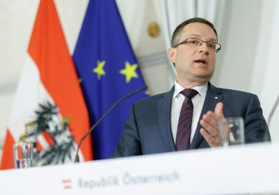 Am 22. M&auml;rz 2023 nahmen Bundesminister Johannes Rauch und Klubobmann August W&ouml;ginger (im Bild) am Pressefoyer nach dem Ministerrat teil.