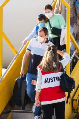 Am 12. Oktober 2023 landete der erste Evakuierungsflug f&uuml;r &Ouml;sterreicherinnen und &Ouml;sterreicher aus Israel am Flughafen Schwechat.