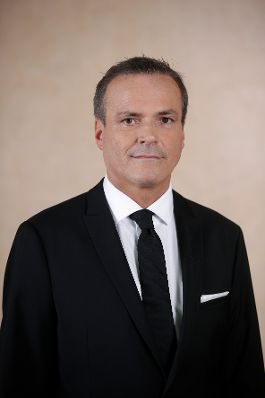 Finanzminister Eduard M&uuml;ller