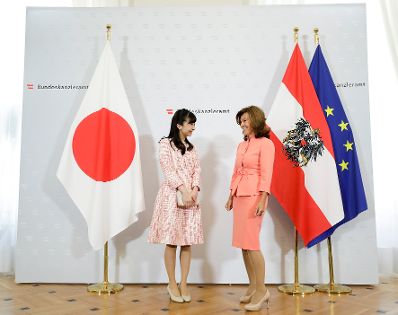 Am 18. September 2019 empfing Bundeskanzlerin Brigitte Bierlein (r.) die japanische Prinzessin Kako (l.) zu einem Gespr&auml;ch.