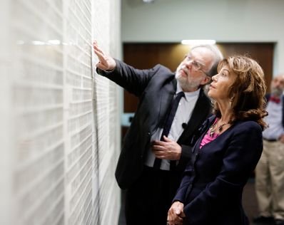 Am 22. September 2019 setzte Bundeskanzlerin Brigitte Bierlein anl&auml;sslich der UN-Generalversammlung nach New York fort. Im Bild beim Besuch des Leo Baeck Institute for the Study of German-Jewish History and Culture.