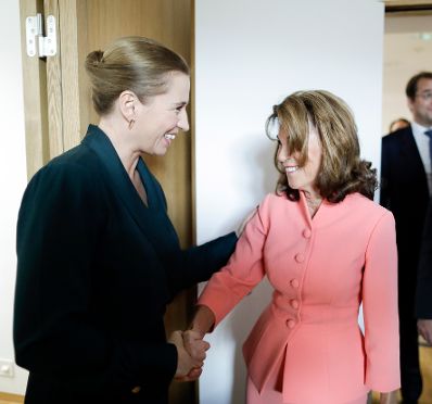 Am 17. Oktober 2019 nahm Bundeskanzlerin Brigitte Bierlein (r.) am Europ&auml;ischen Rat der Staats- und Regierungschefs teil. Im Bild mit der d&auml;nischen Premierministerin Mette Frederiksen (l.).