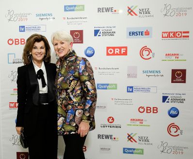 Am 5. November 2019 verlieh Bundeskanzlerin Brigitte Bierlein den MedienL&Ouml;WINNEN 2019.