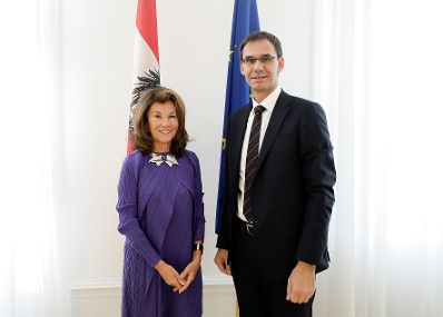 Am 7. November 2019 empfing Bundeskanzlerin Brigitte Bierlein (l.) den Vorarlberger Landeshauptmann Markus Wallner (r.) zu einem Gespr&auml;ch.