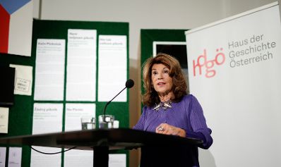 Am 7. November 2019 er&ouml;ffnete Bundeskanzler Brigitte Bierlein die Ausstellung &quot;Nicht mehr versch&uuml;ttet&quot; im Haus der Geschichte &Ouml;sterreich.