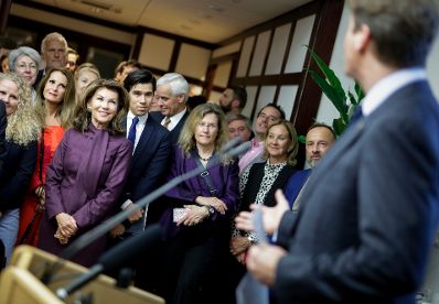 Am 19. November 2019 nahm Bundeskanzlerin Brigitte Bierlein am Grand Opening der &Ouml;sterreichisch-Amerikanischen-Gesellschaft teil.