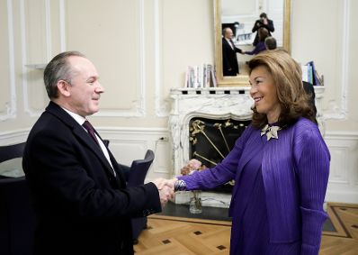 Am 2. Dezember 2019 empfing Bundeskanzlerin Brigitte Bierlein (r.) den israelischen Botschafter Mordechai Rodgold (l.) zu einem Gespr&auml;ch im Bundeskanzleramt.