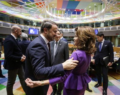 Am 13. Dezember 2019 nahm Bundeskanzlerin Brigitte Bierlein (r.) am Europ&auml;ischen Rat der Staats- und Regierungschefs teil. Im Bild mit dem luxenburger Premierminister Xavier Bettel (l.).
