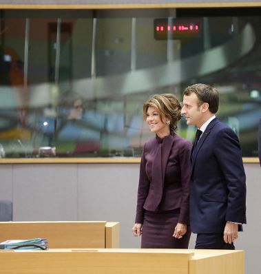 Am 12. Dezember 2019 nahm Bundeskanzlerin Brigitte Bierlein (l.) am Europ&auml;ischen Rat der Staats- und Regierungschefs teil.Im Bild mit dem franz&ouml;sischen Pr&auml;sidenten Emmanuel Macron (r.).