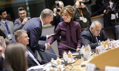 Am 12. Dezember 2019 nahm Bundeskanzlerin Brigitte Bierlein (r.) am Europ&auml;ischen Rat der Staats- und Regierungschefs teil. Im Bild mit dem tschechischen Ministerpr&auml;sidenten Andrej Babi&scaron; (l.).