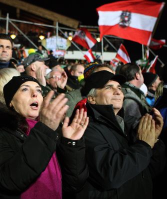 Am 25. J&auml;nner 2011 besuchte Bundeskanzler Werner Faymann gemeinsam mit Ehefrau Martina den Ski-Weltcup-Nachtslalom der Herren in Schladming.