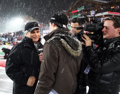 Am 25. J&auml;nner 2011 besuchte Bundeskanzler Werner Faymann (l.) den Ski-Weltcup-Nachtslalom der Herren in Schladming.