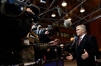 Am 8. Dezember 2011 begann in Br&uuml;ssel der zweit&auml;gige Europ&auml;ische Rat der EU-Staats- und Regierungschefs. Im Bild Bundeskanzler Werner Faymann bei Pressestatements.