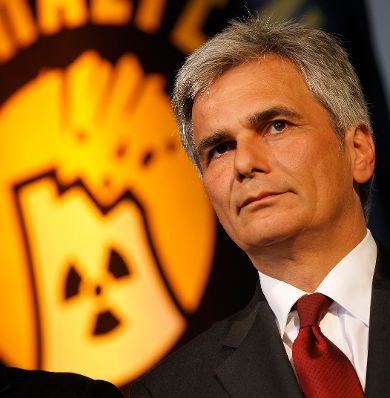 Am 25. April 2011 hielt Bundeskanzler Werner Faymann eine Rede bei der Gedenkkundgebung Tschernobyl und Fukushima - Verm&auml;chtnis und Verpflichtung.