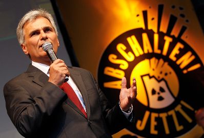 Am 25. April 2011 hielt Bundeskanzler Werner Faymann eine Rede bei der Gedenkkundgebung Tschernobyl und Fukushima - Verm&auml;chtnis und Verpflichtung.