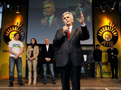 Am 25. April 2011 hielt Bundeskanzler Werner Faymann eine Rede bei der Gedenkkundgebung Tschernobyl und Fukushima - Verm&auml;chtnis und Verpflichtung.