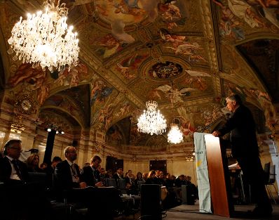 Am 21. November 2011 hielt Bundeskanzler Werner Faymann eine Rede bei dem Vienna Economic Forum im Palais Nieder&ouml;sterreich.