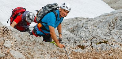 Am 18. August 2011 unternahm Bundeskanzler Werner Faymann eine Wanderung am Dachstein.