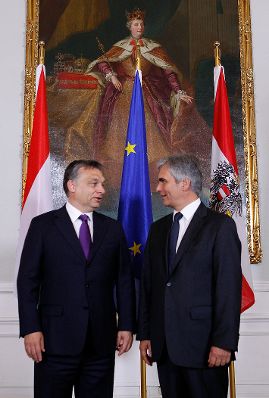 Am 8. Juni 2011 empfing Bundeskanzler Werner Faymann (r.) im Rahmen des World Economic Forum on Europe and Central Asia den ungarischen Ministerpr&auml;sidenten Viktor Orb&aacute;n (l.) zu einem bilateralen Gespr&auml;ch im Bundeskanzleramt.