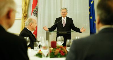 Am 17. Dezember 2013 lud Bundeskanzler Werner Faymann religi&ouml;se Vertreterinnen und Vertreter zu einem Adventempfang in das Bundeskanzleramt. 