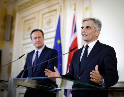 Am 26. November 2015 empfing Bundeskanzler Werner Faymann (r.) den britischen Premierminister David Cameron (l.) zu einem Arbeitsgespr&auml;ch. Im Anschluss fanden Pressestatements statt.