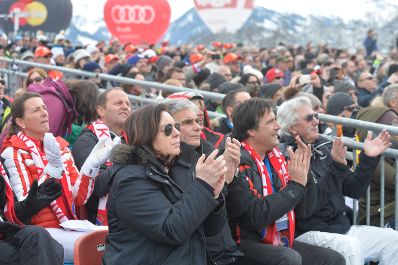 Am 24. J&auml;nner 2016 besuchte Bundeskanzler Werner Faymann gemeinsam mit Ehefrau Martina den Ski-Weltcup Slalom der Herren in Kitzb&uuml;hel.